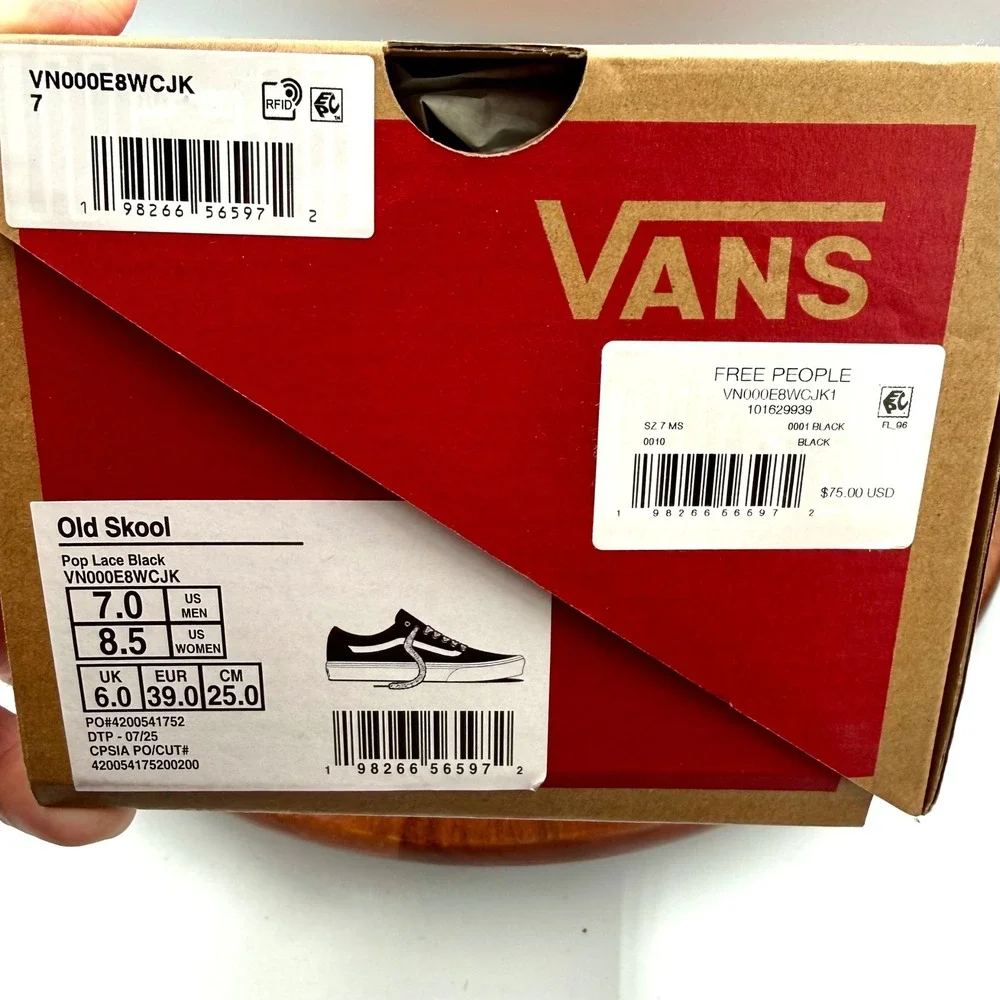 Vans Old Skool Pop‎ Lace Black Suede Skate Shoe Sneakers Womens 8.5 Coquette